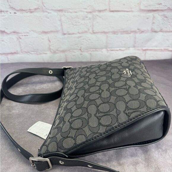 Coach Signature Small Dufflette Shoulder Bag Crossbody 25697 - Picture 7 of 10